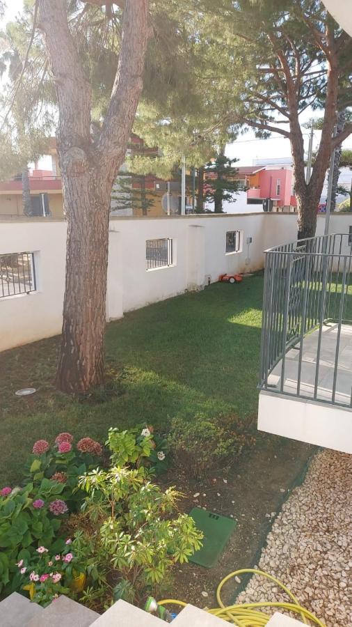 La Casa Di Francesca B&B Con Parcheggio Privato Порто-Чезарео Экстерьер фото