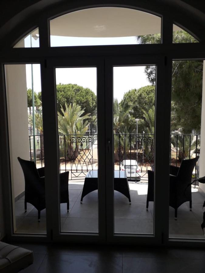 La Casa Di Francesca B&B Con Parcheggio Privato Порто-Чезарео Экстерьер фото